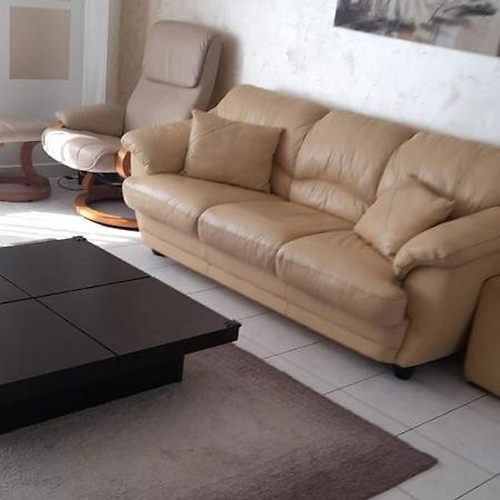 شقة Apartament Bety Sea Front كوستِنيست المظهر الخارجي الصورة