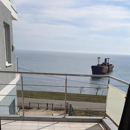 شقة Apartament Bety Sea Front كوستِنيست المظهر الخارجي الصورة
